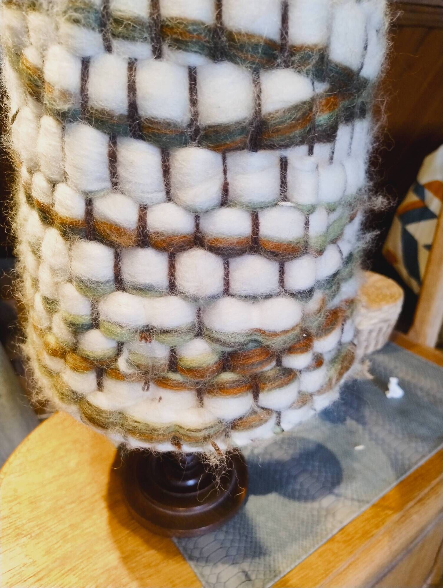 Wood and wool lamp