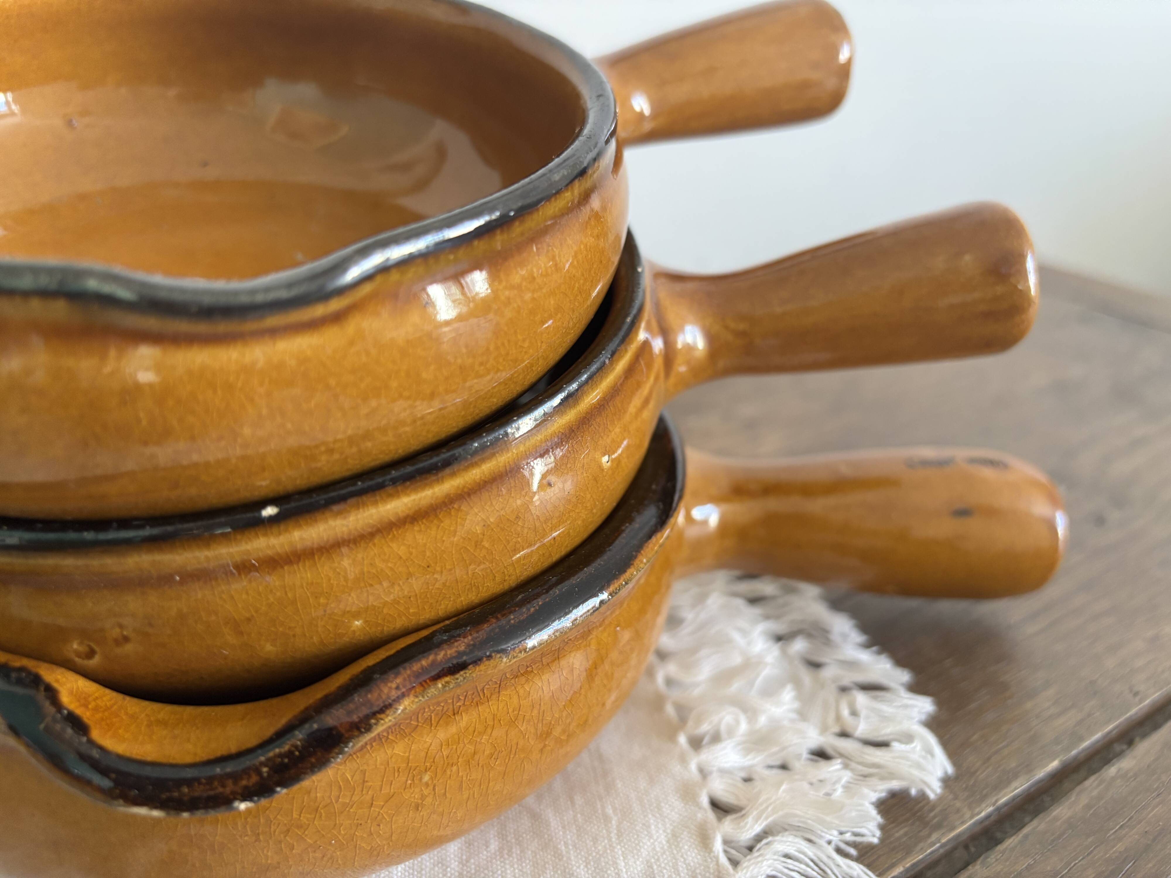 Ensemble de grès et céramiques vintage – Cuisine d'antan – Années 60-70