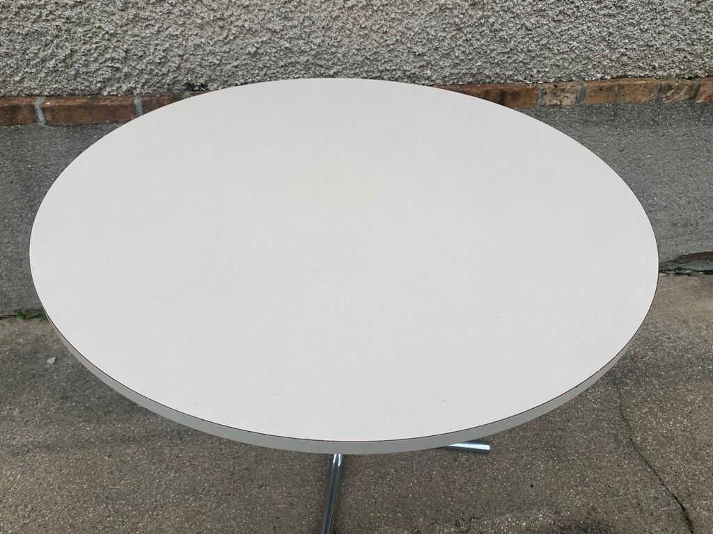 Round kitchen dining table 100cm chrome legs