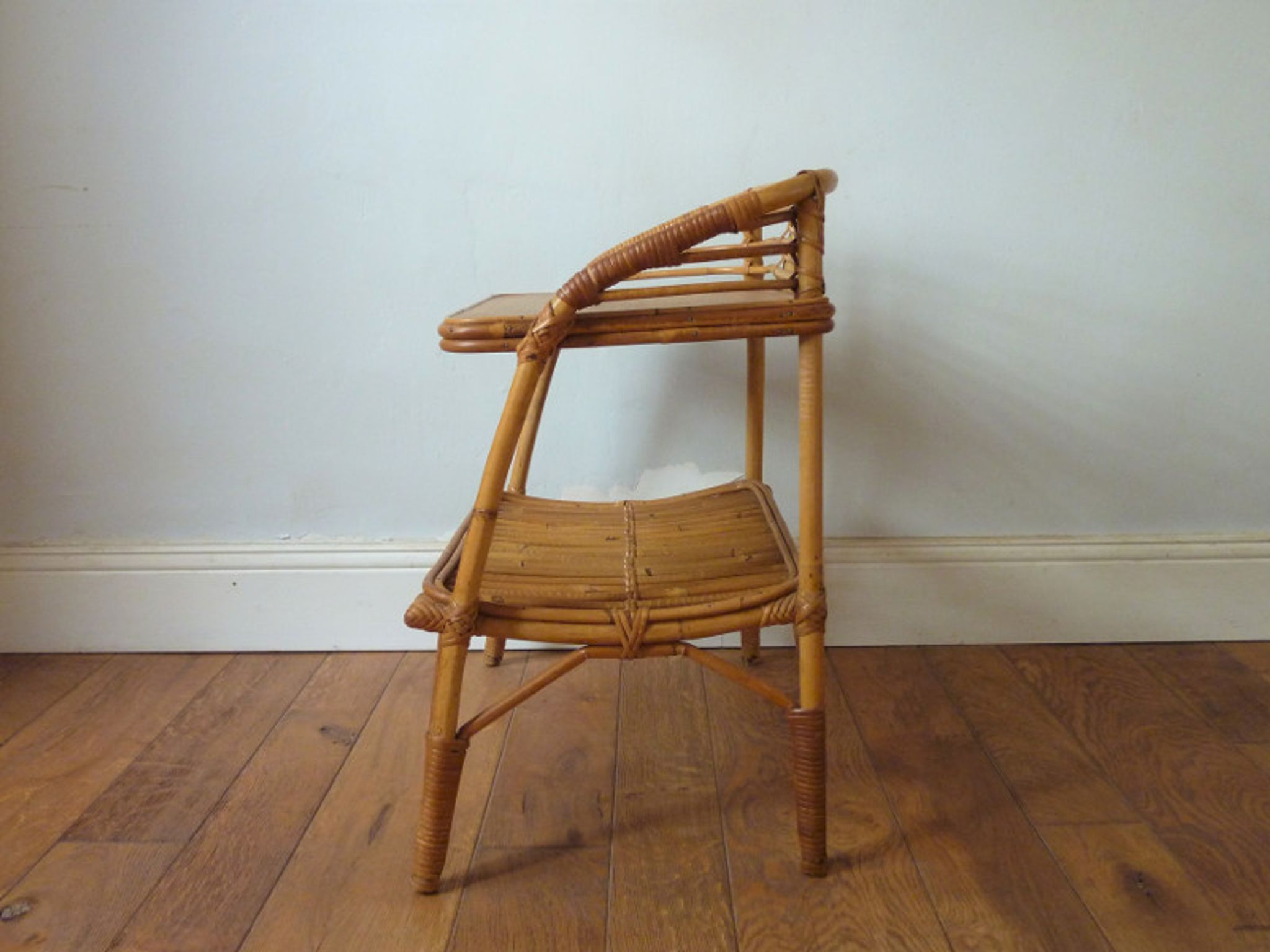Table de chevet rotin