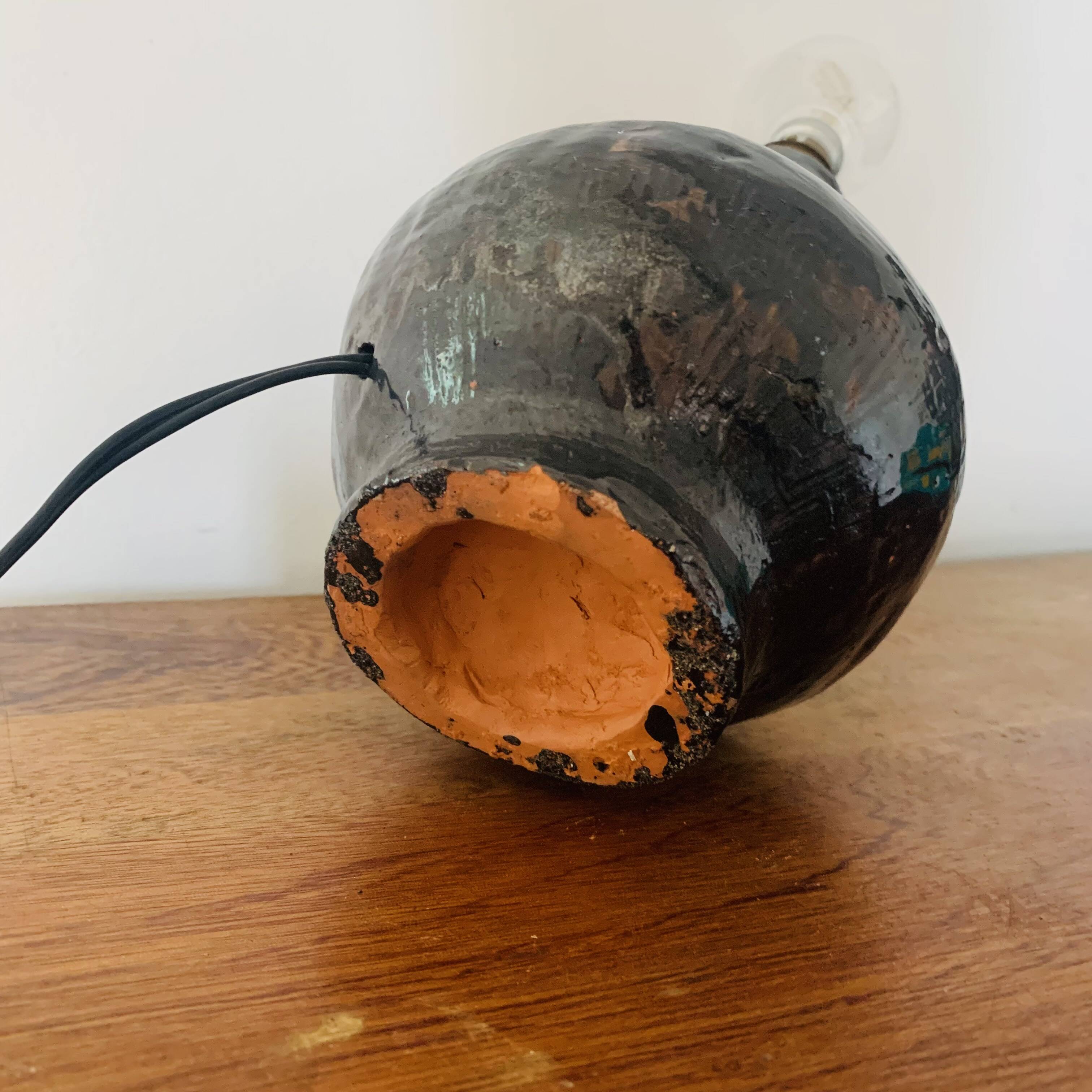 Ancien pied de lampe en terre cuite émaillée