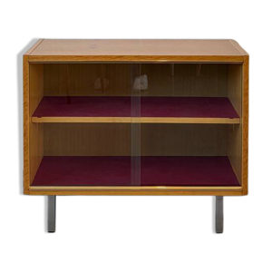 vitrine vintage des années