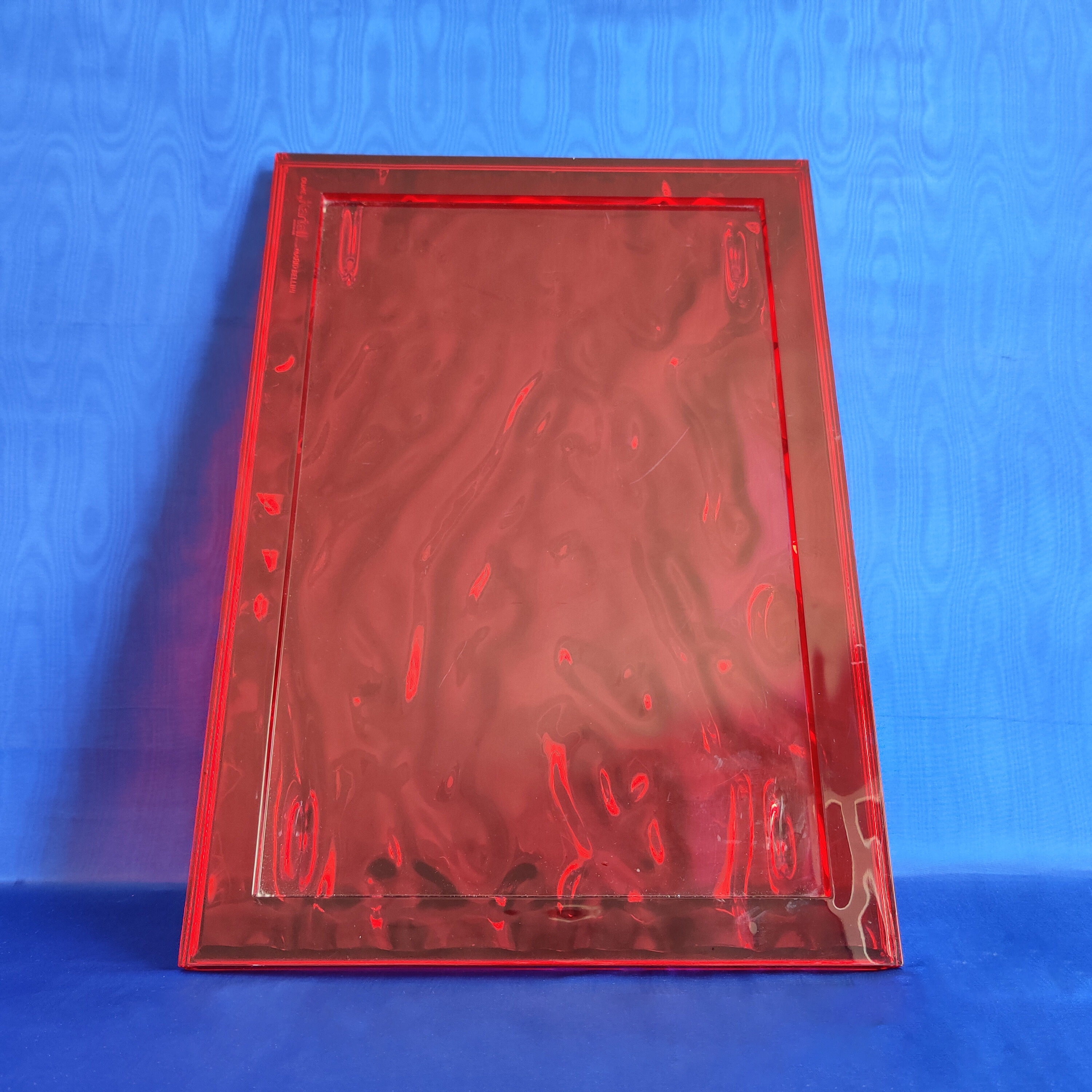 The Dune tray by Kartell (designer: Mario Bellini)