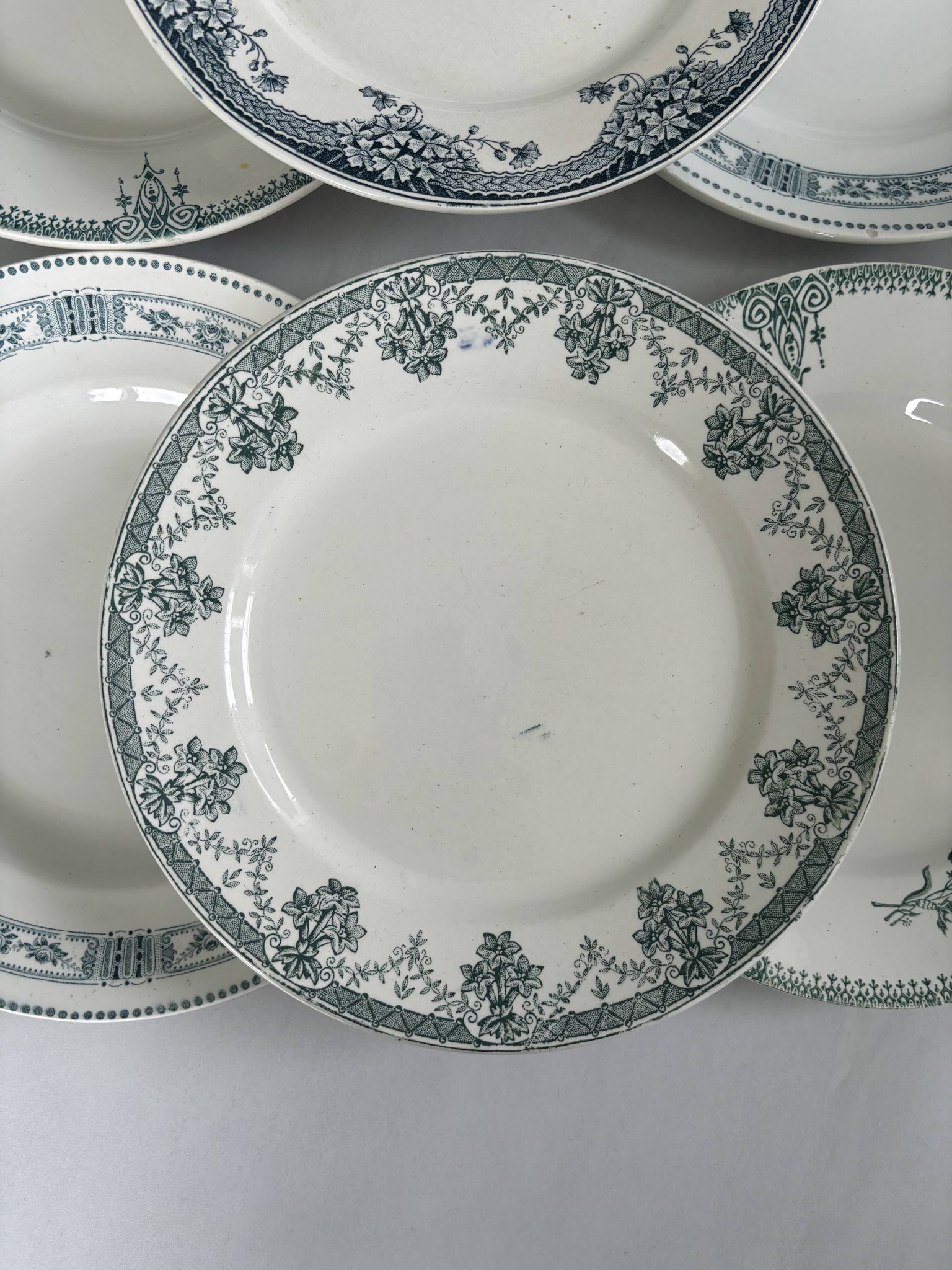 Lot 6 blue and green ironstone plates, antique French earthenware.