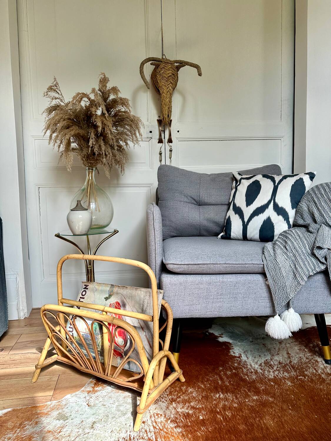 60s bamboo magazine rack