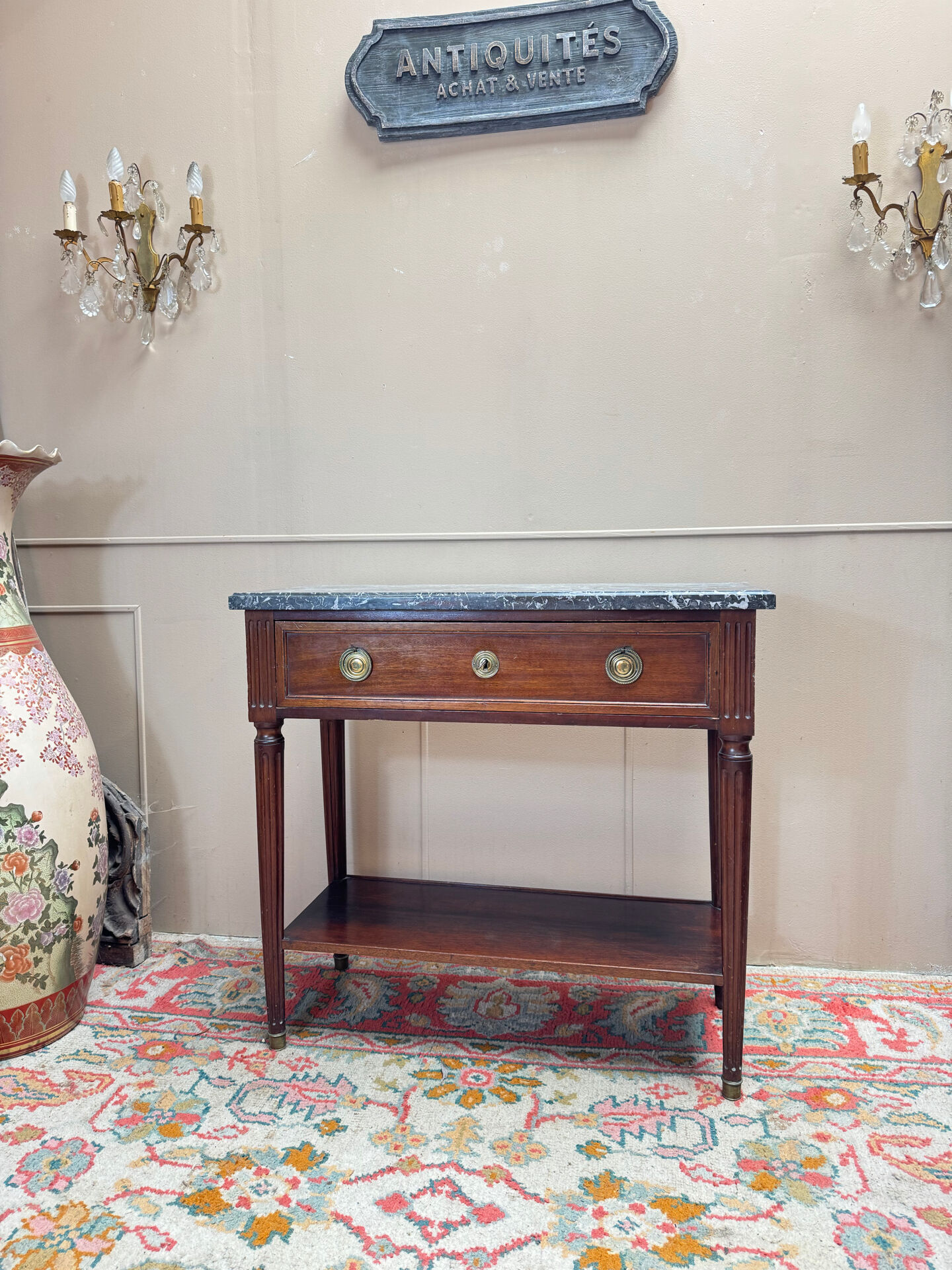 Console en acajou de style louis xvi xix eme siècle