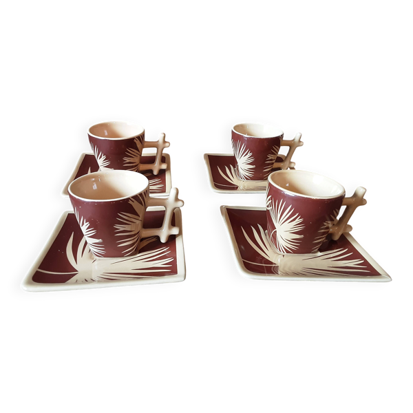 Lot de 4 tasses et soucoupes  Amadeus