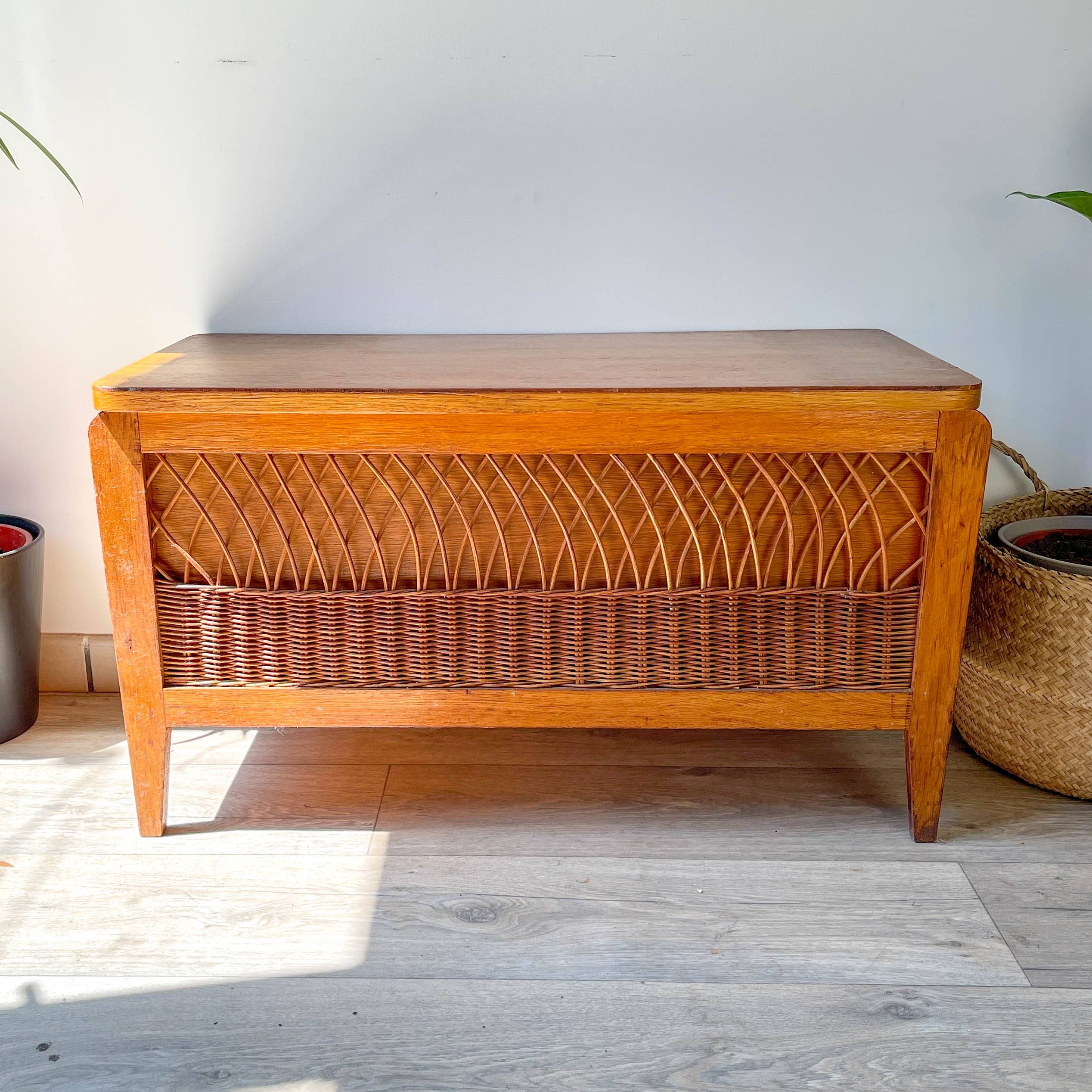 Vintage wooden and rattan storage bench – 1960s – Retro storage bench