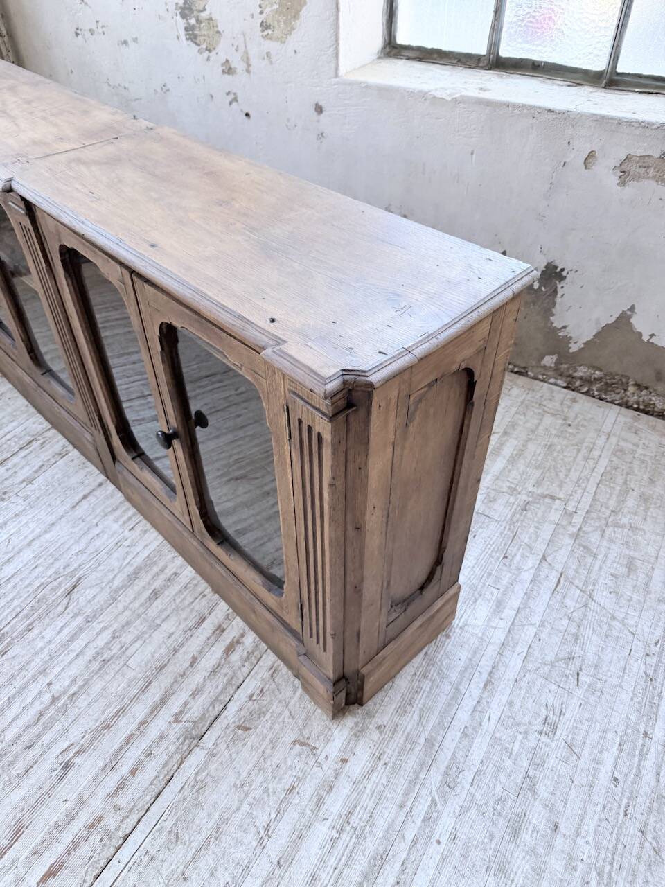 Enfilade display cabinet, solid oak, 1920.