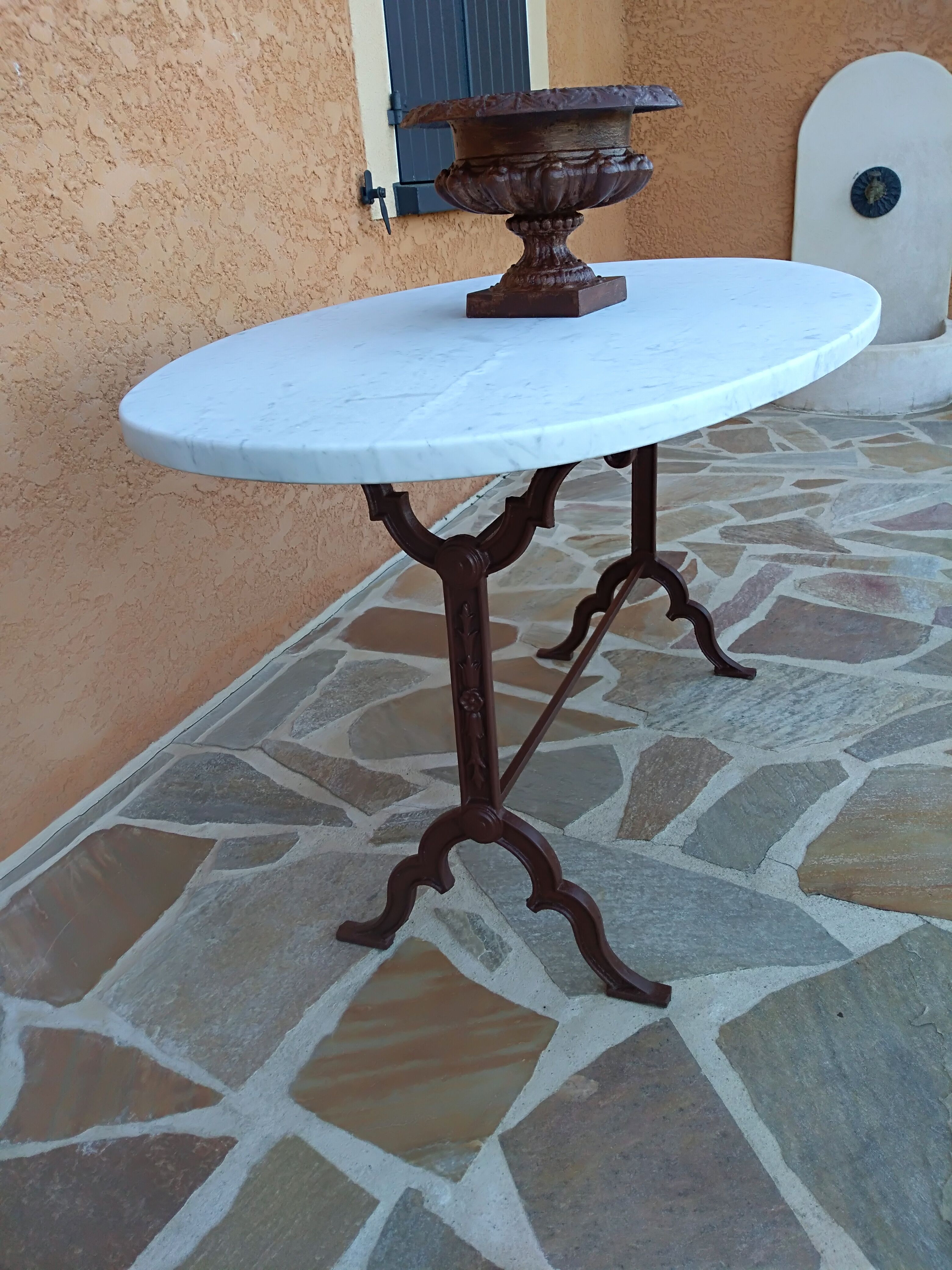 Former large parisian bistro table marble 1940s