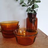 4 ramequins en verre ambré