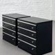 Paire de commodes 4 tiroirs noires et chrome