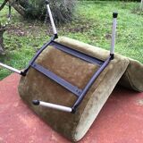 Pelfran low chair kiss model
