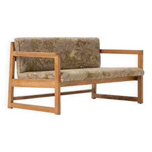 Canapés minimalistes