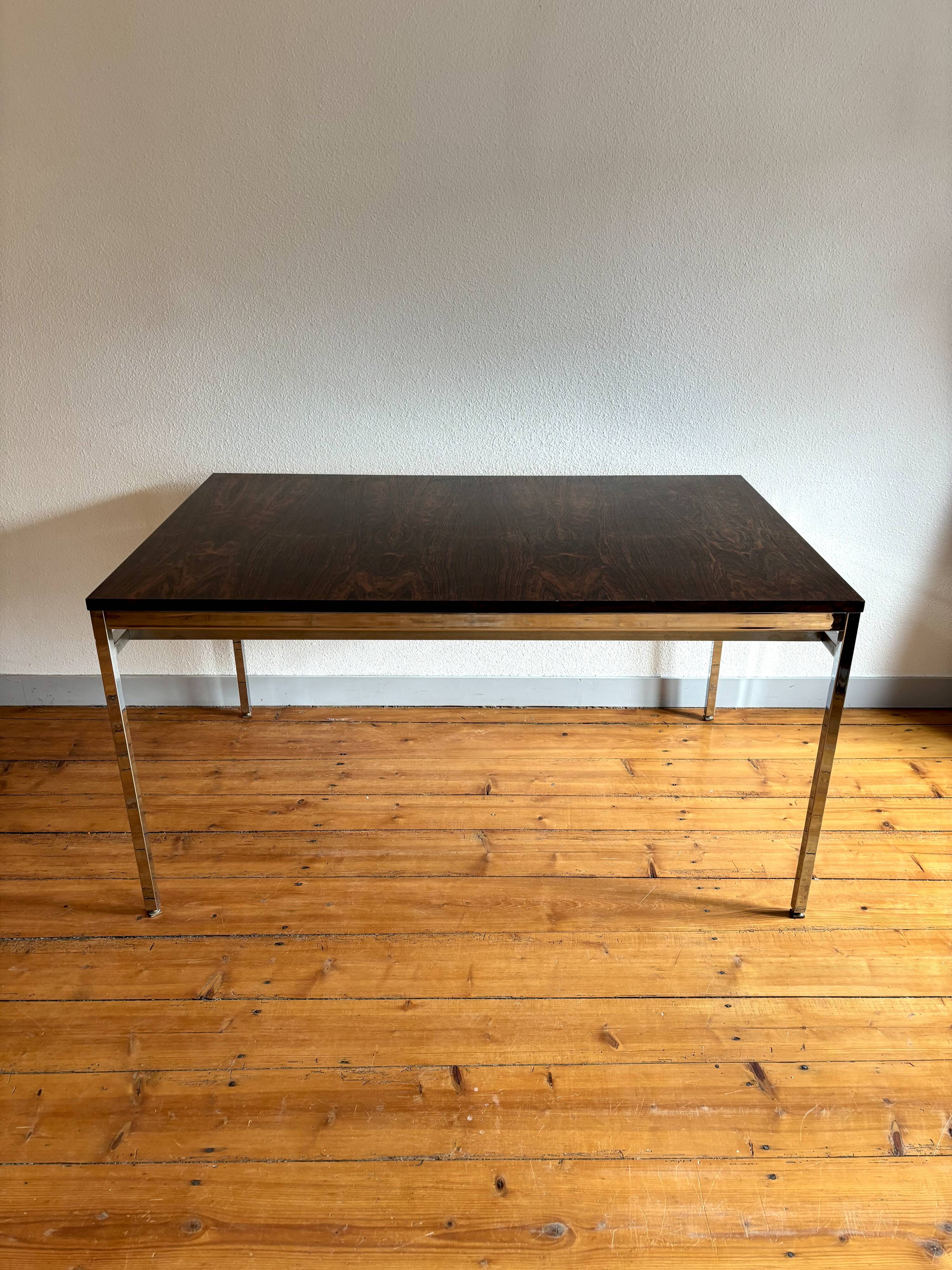 Extendable dining table by Luigi Bartolini, 1960