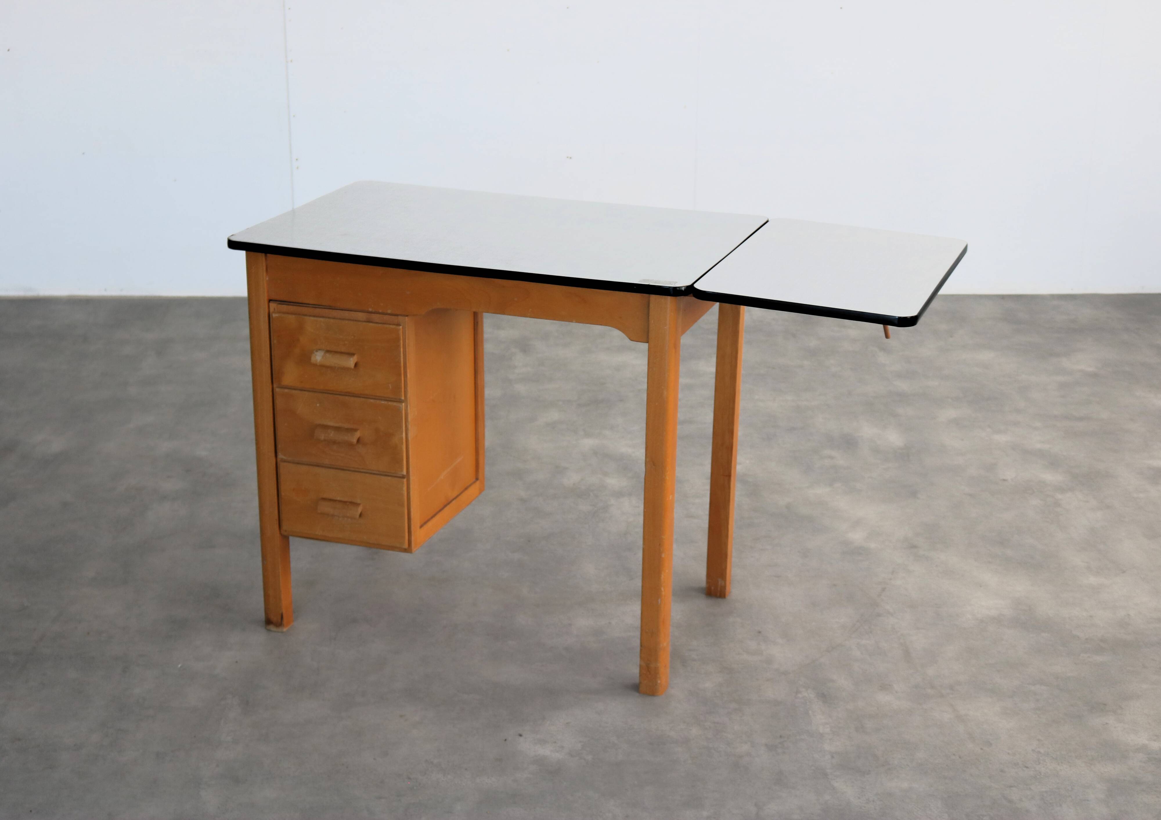 Vintage desk | 1970s | Piet Zwart | Bruynzeel