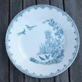 Duo of old plates in Iron Earth decorated with birds and butterflies