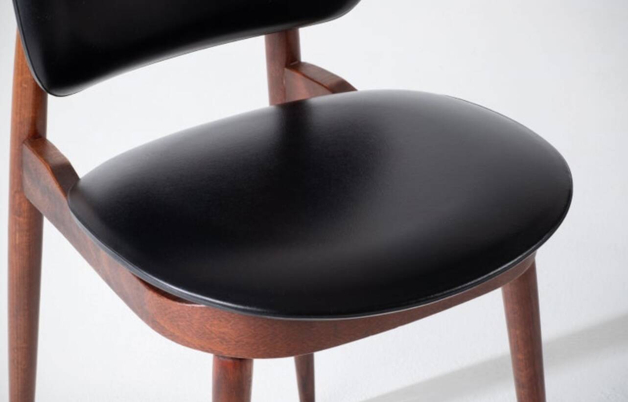 Vintage chair Pierre Guariche – model Pégase, Baum edition
