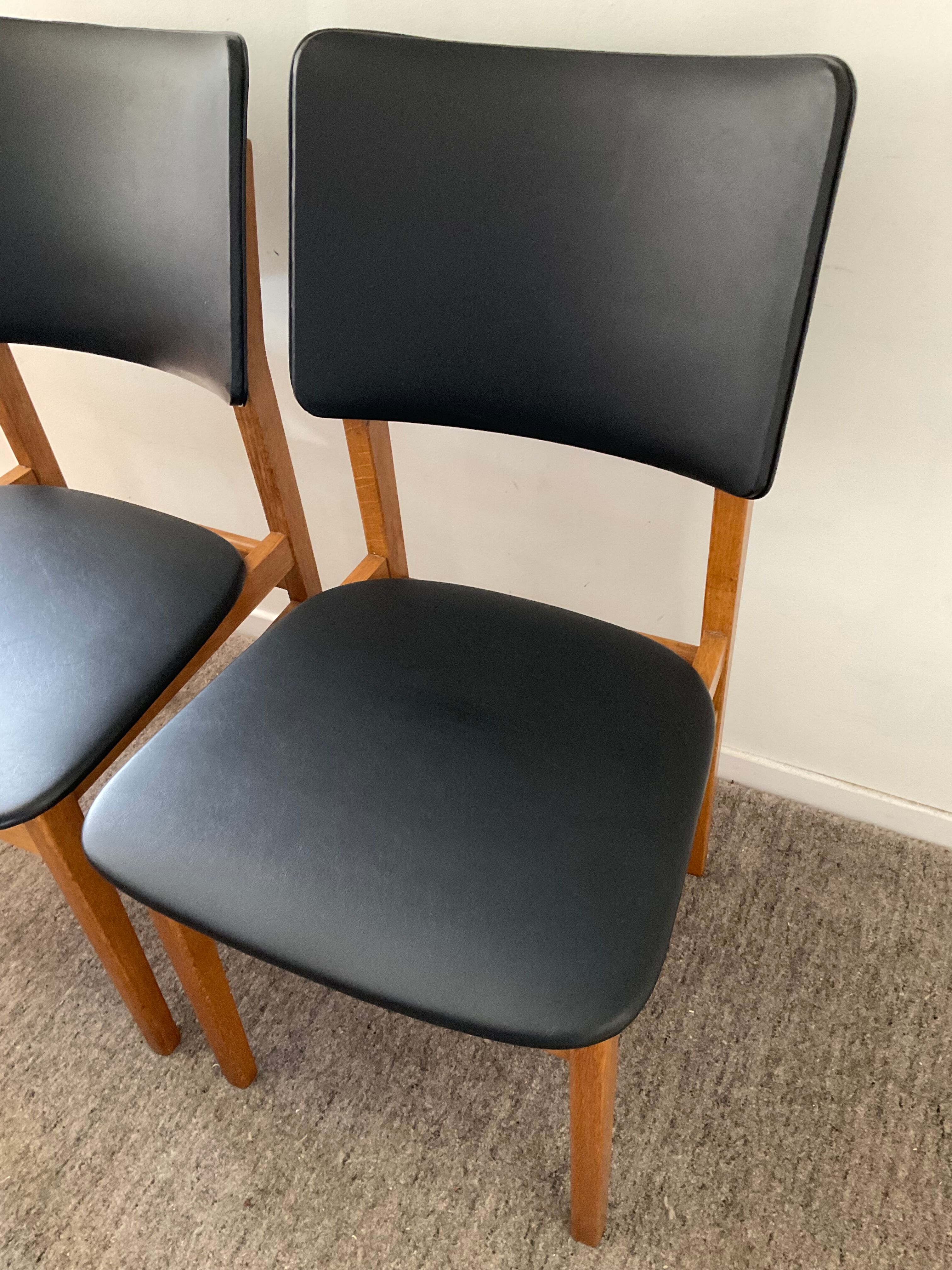 Pair of Scandinavian chairs from the 60s in teak