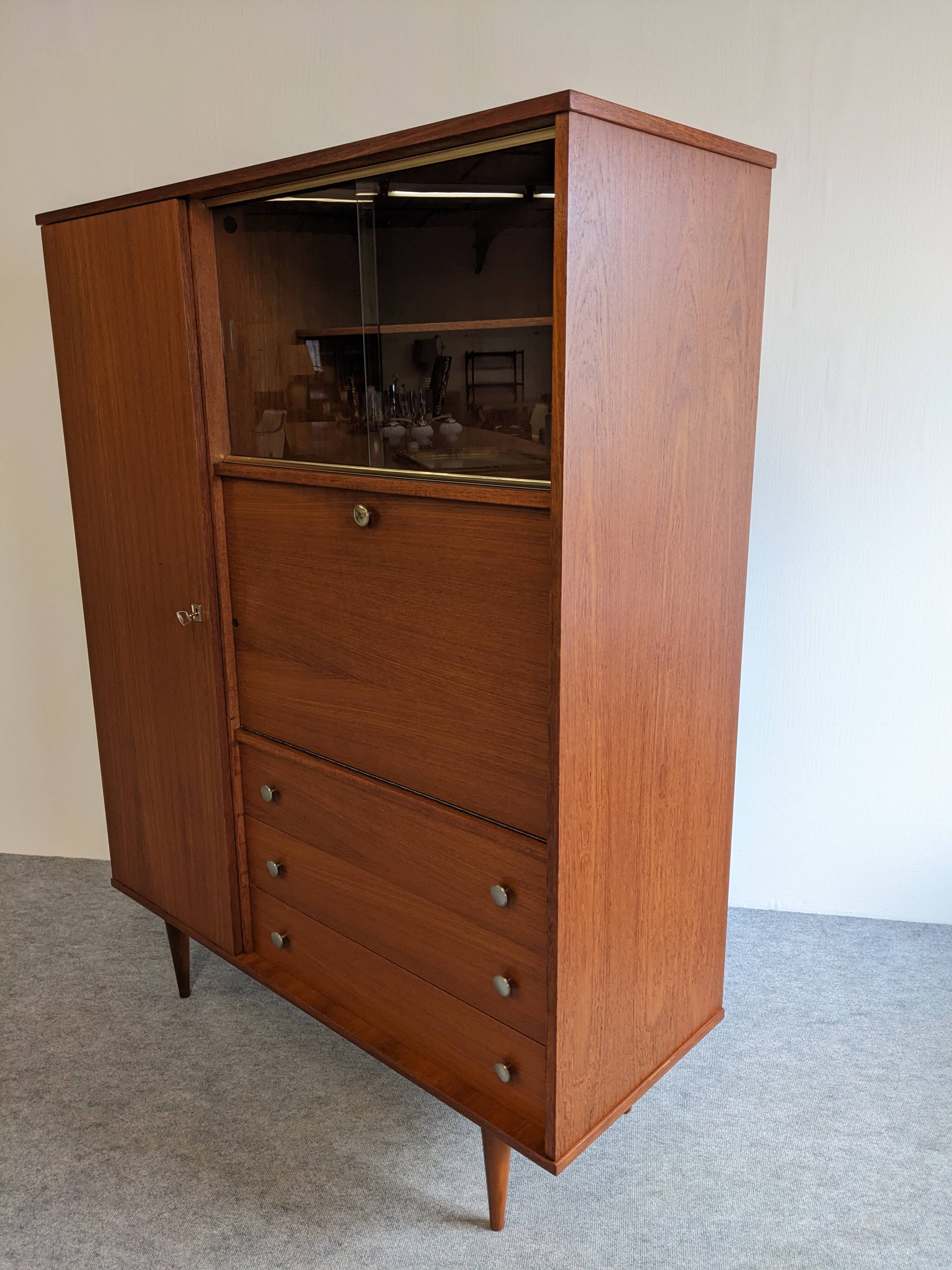 Armoire vitrine et secrétaire en palissandre années 50/60