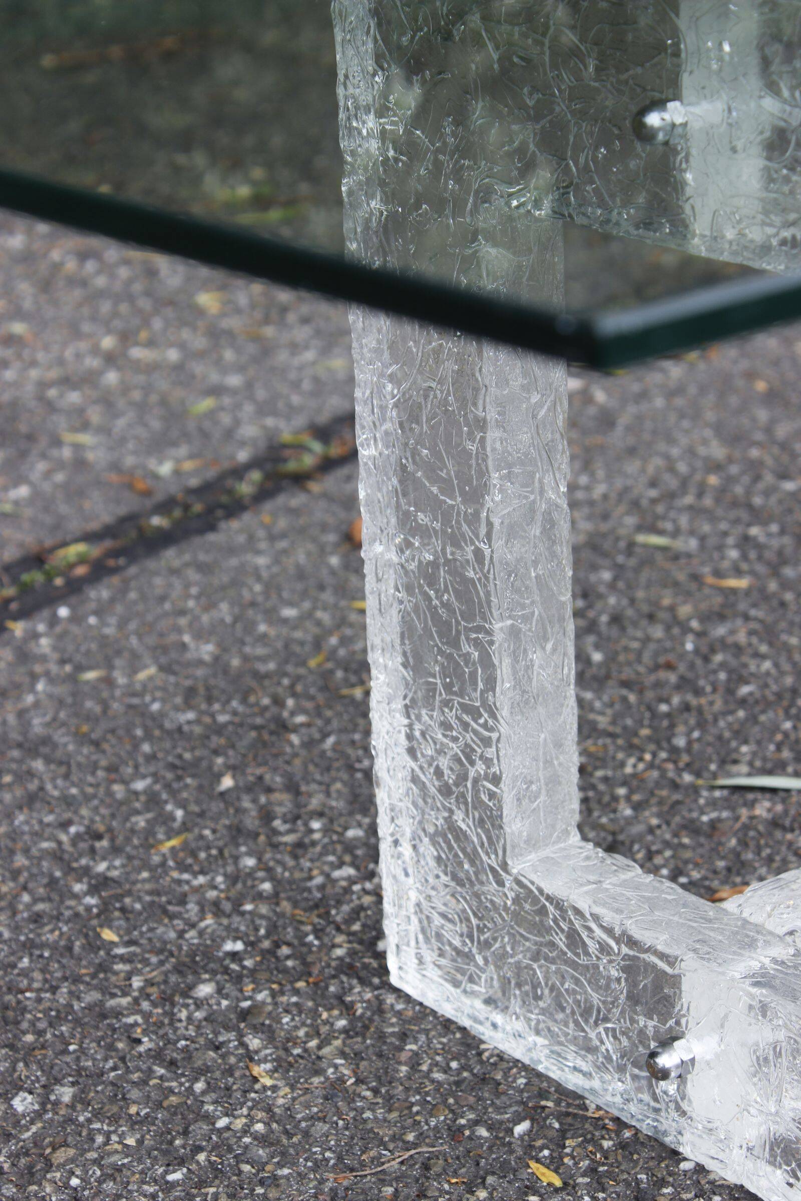 Vintage coffee table with frosted plexiglass base 1970s