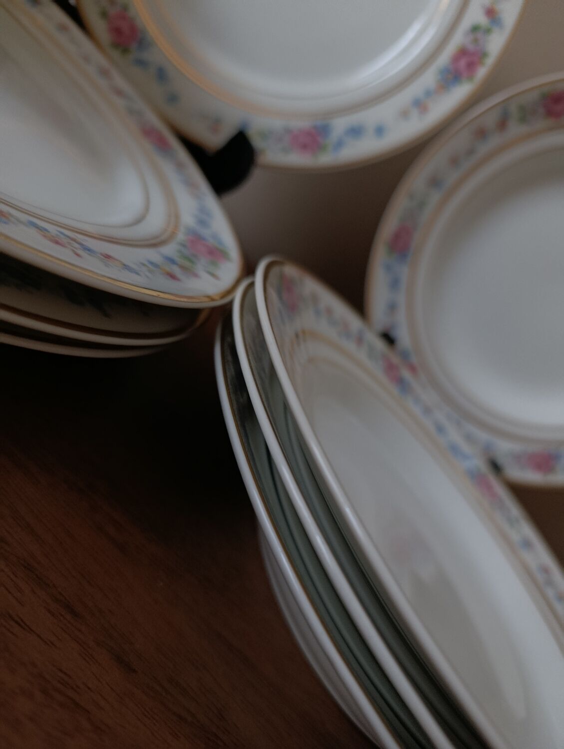 Set of 8 floral design plates | D.R.B. Limoges porcelain