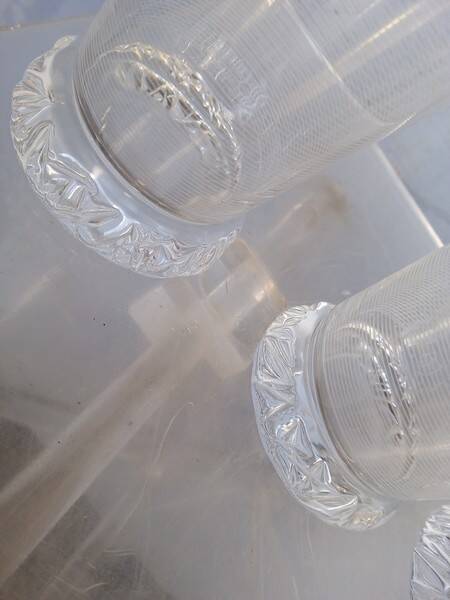 Serie 5 verres Daum cristal filigrané