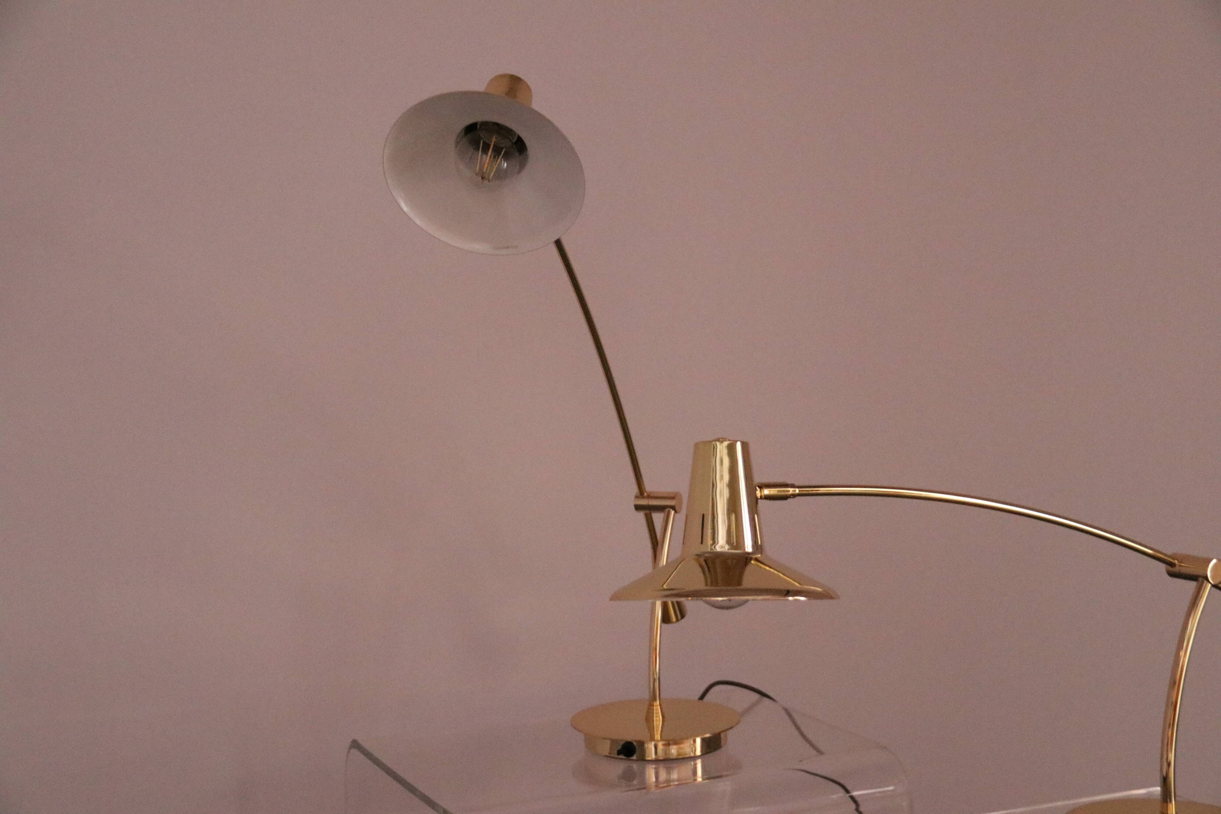 Set of 2 desk or table lamps in brass by Massive Belgium 1980's