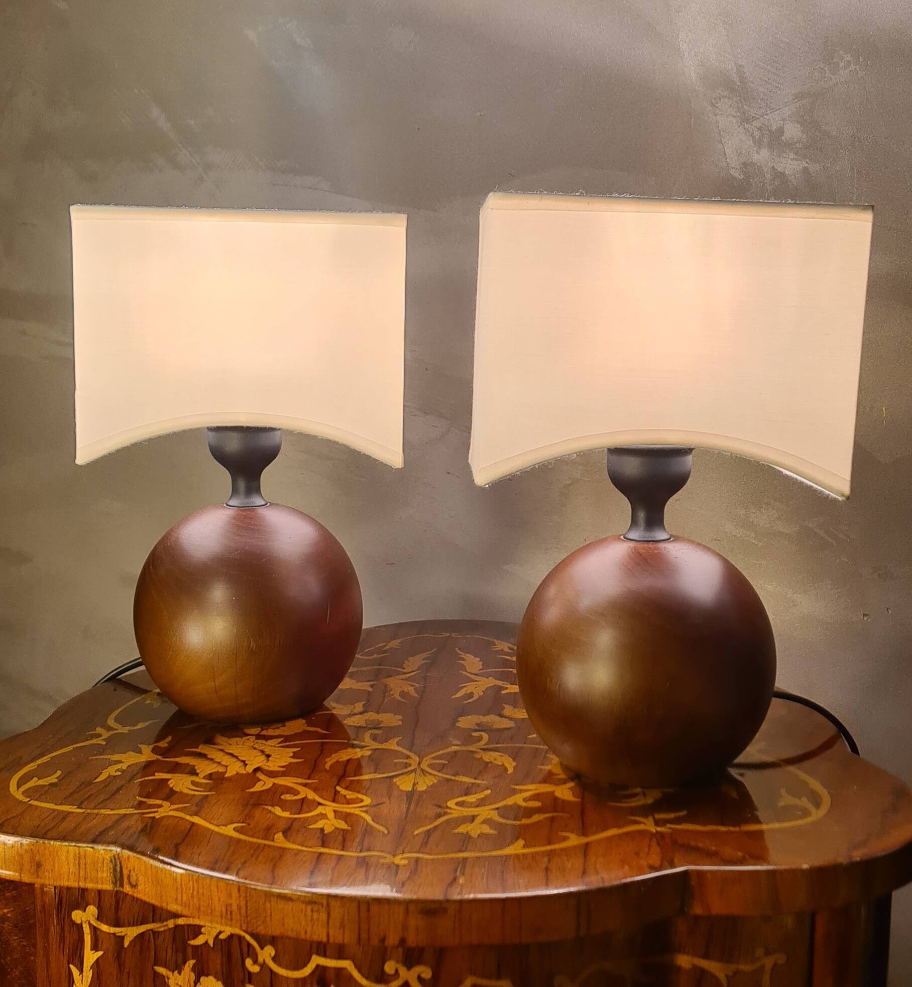 Scandinavian design bedside lamp round wooden ball 26x15 cm