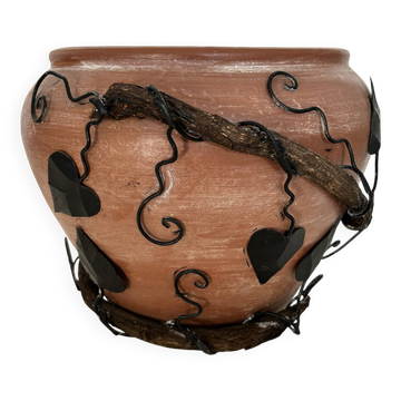 Cache-pot en fer forgé et bois