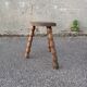 Tabouret tripode