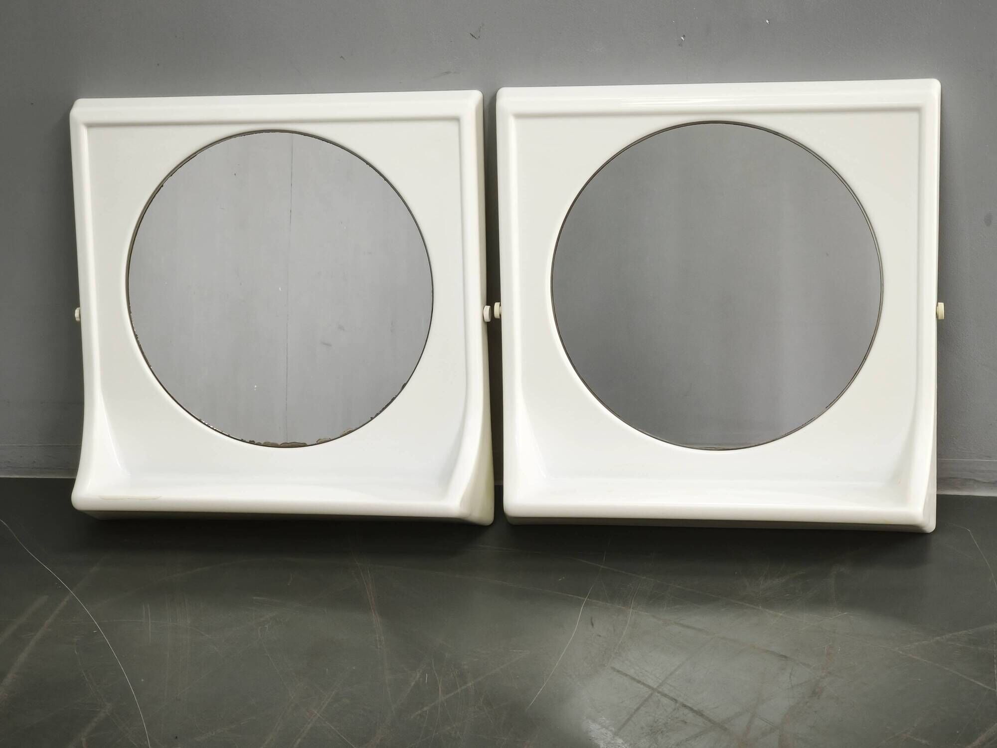 Pair of Italian Space Age Terry Plastic Mirrors, 1970s