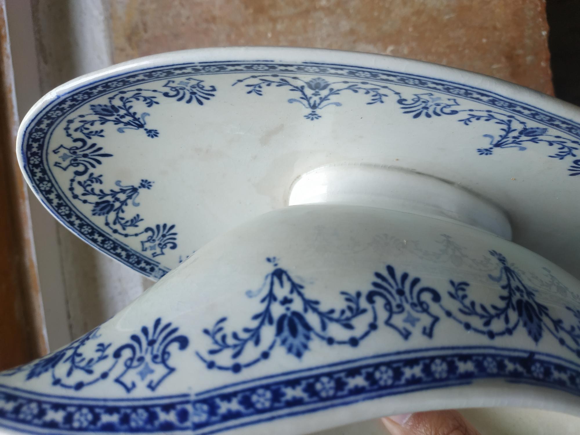 HB earthenware sausage maker