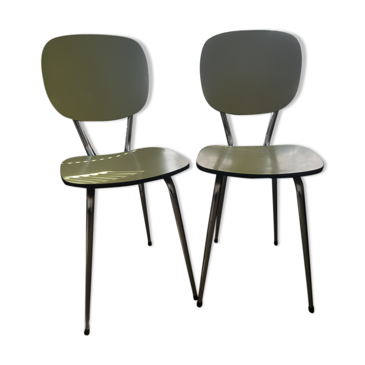 Lot de 2 chaises en formica