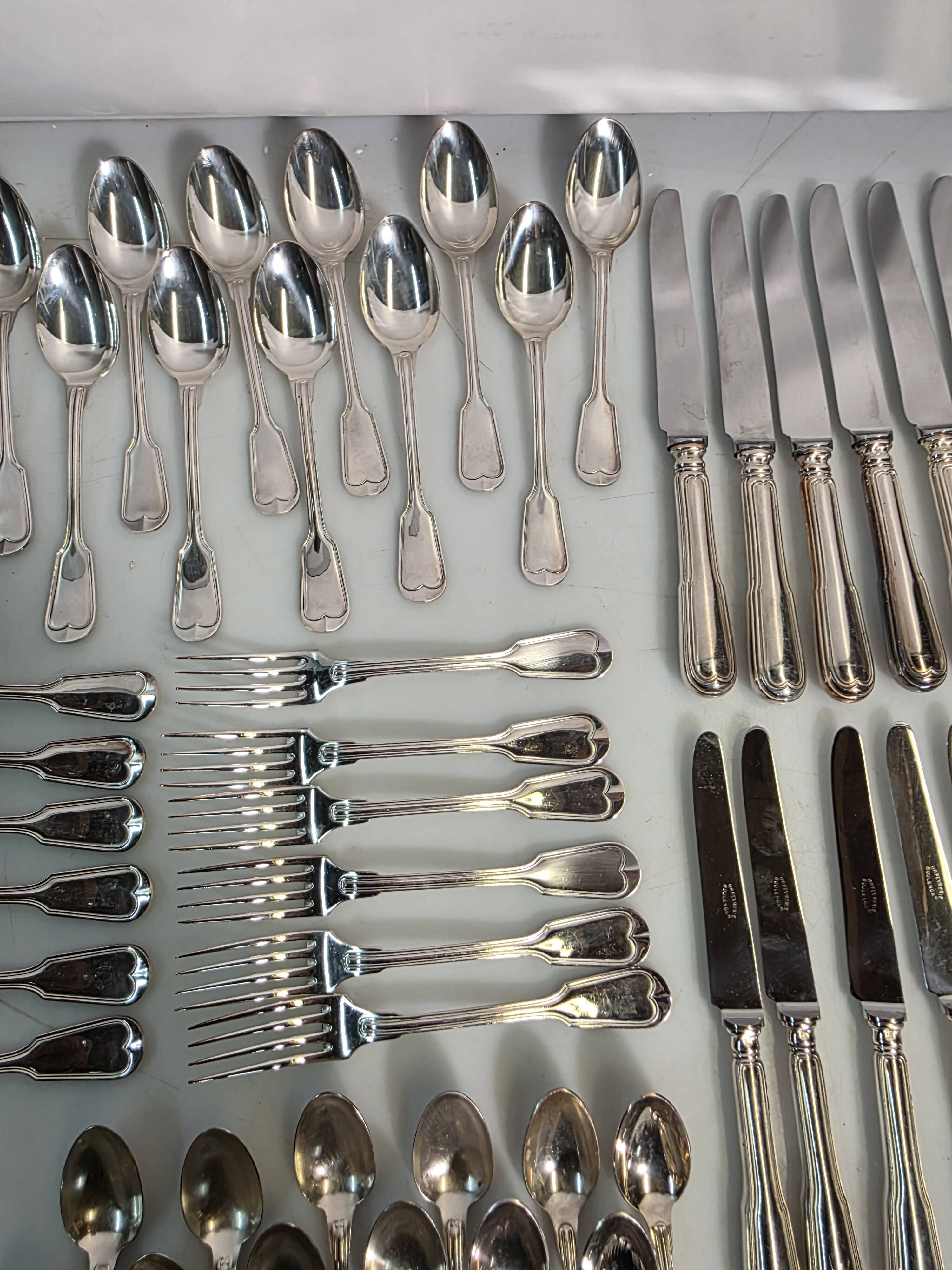 Boulenger silver-plated cutlery set, 86 pieces, hallmark 100.
