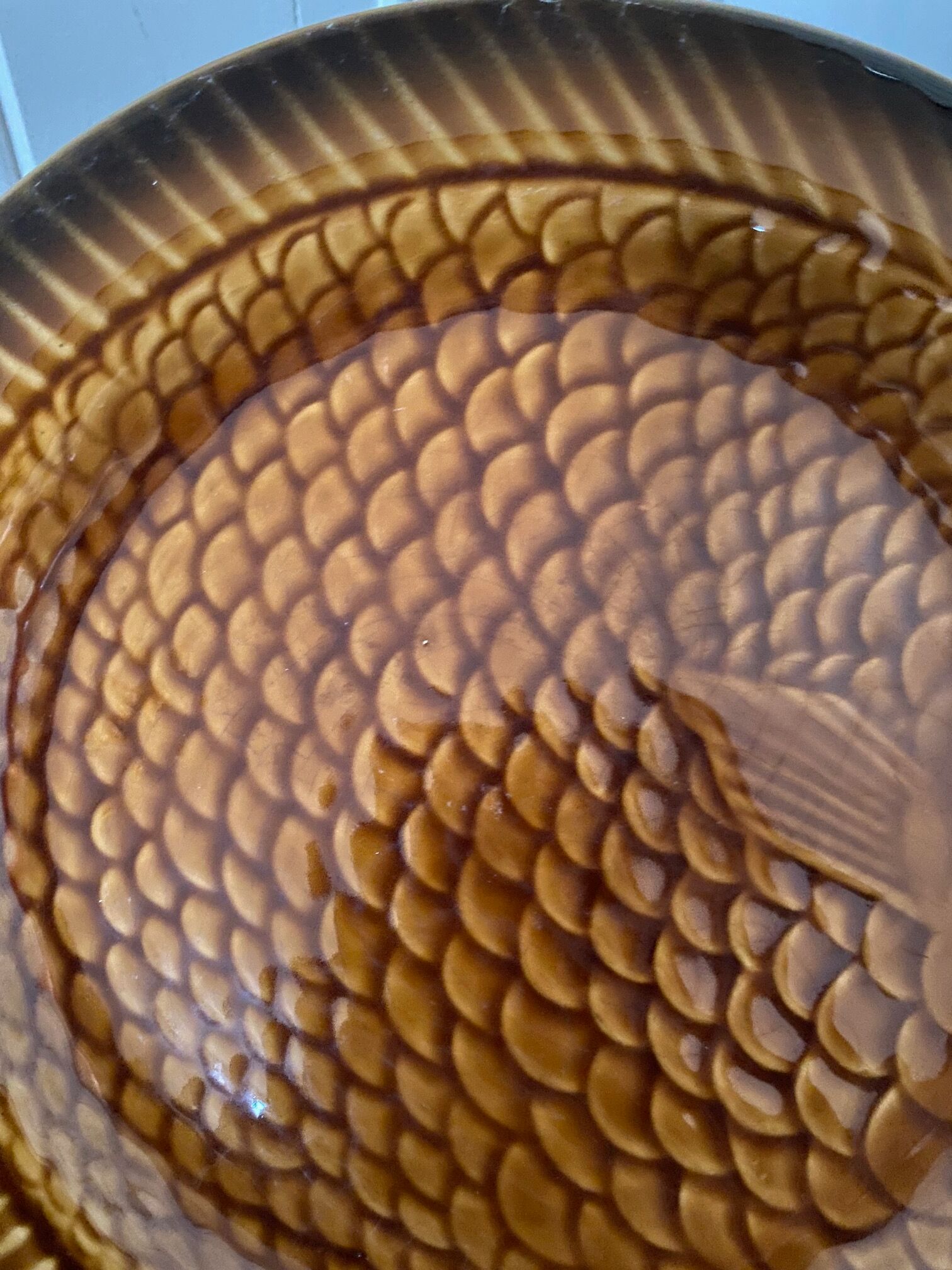 Sarreguemines service of 12 faience fish plates
