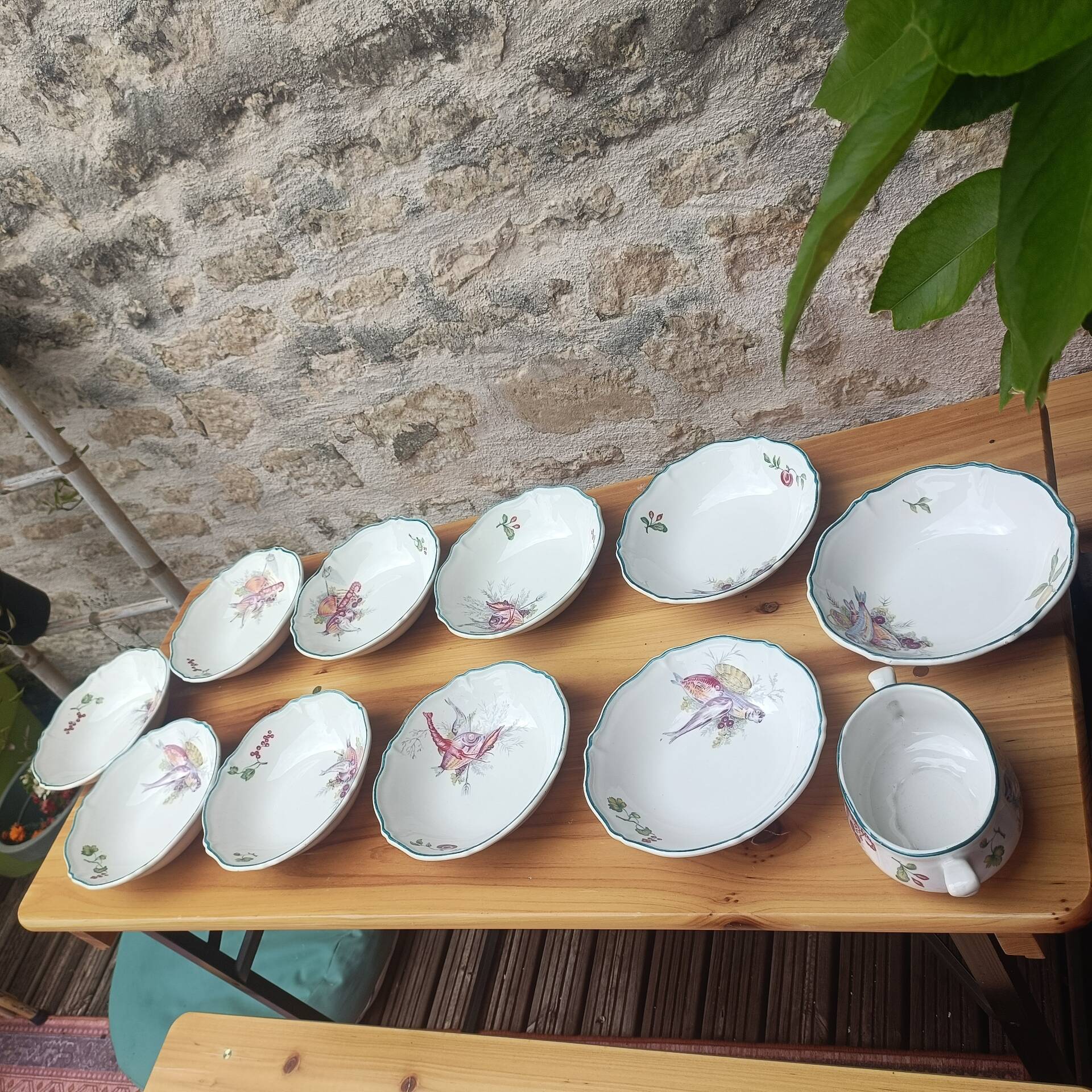 Fish service, bouillabaisse plates
