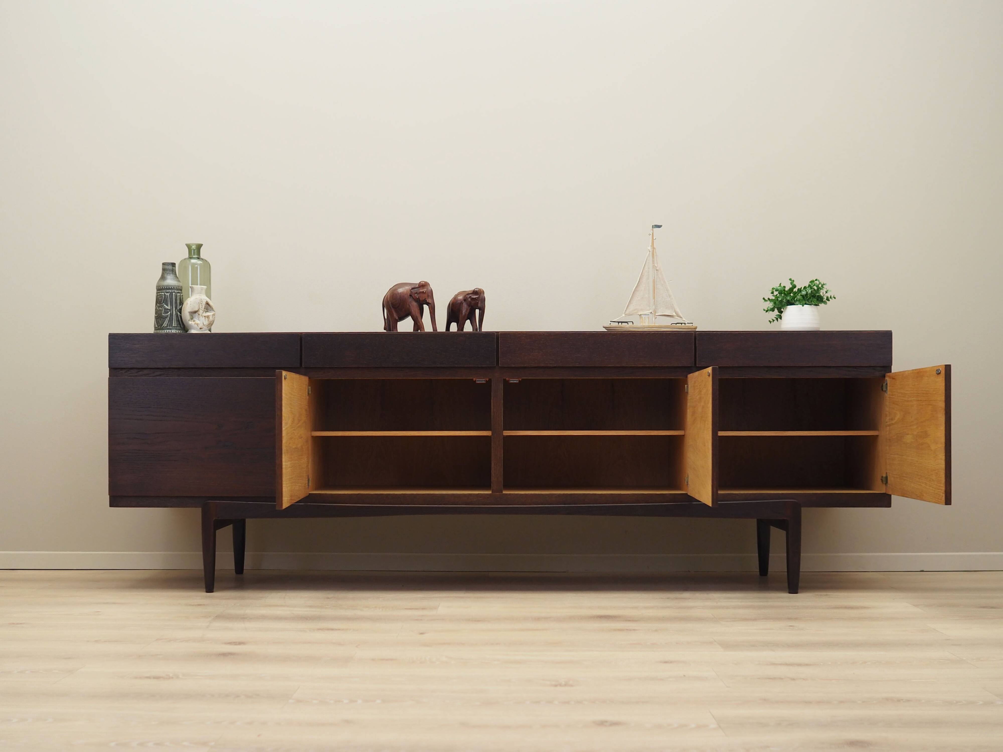 Oak sideboard, Danish design, 1970s, designer: Ib Kofod Larsen, manufacturer: Faarup Møbelfabrik