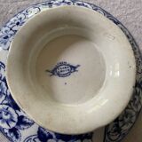 Plate with peedouche Creil & Montereau model Flora liseron