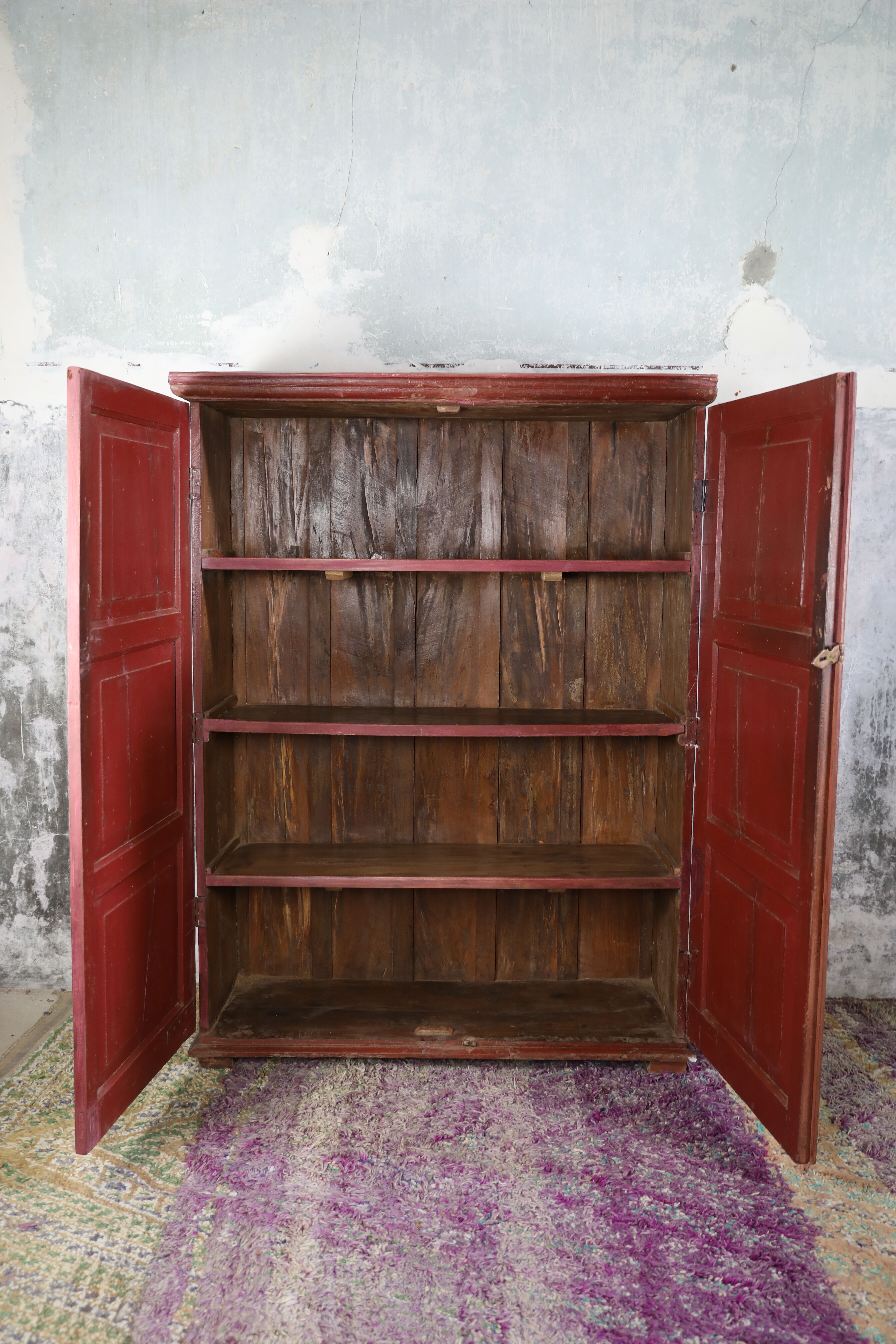 Large Indian wooden wardrobe with 2 doors and 4 shelves, raw wood interior