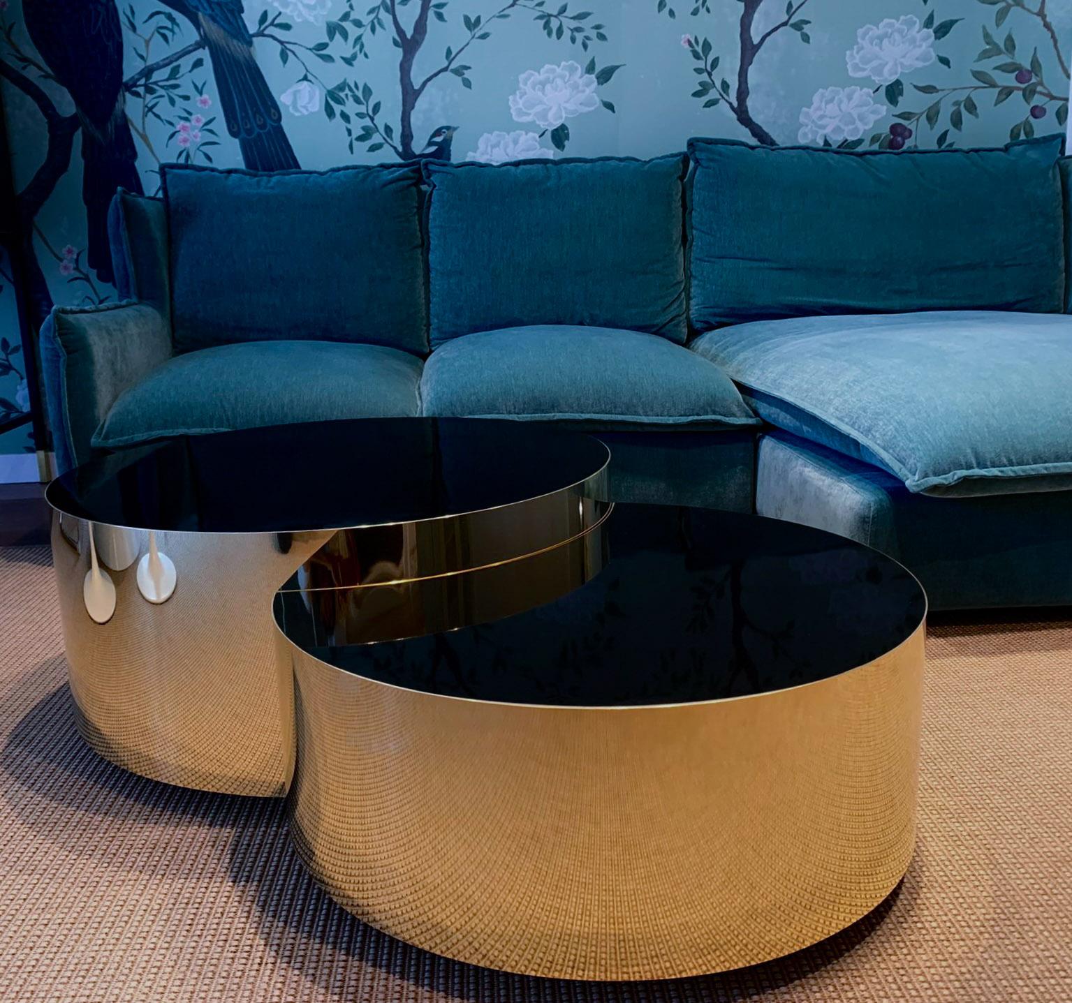 Simple Auxiliary Table, Half-Moon Shape, Brass/Steel and High Gloss Laminate, Size L