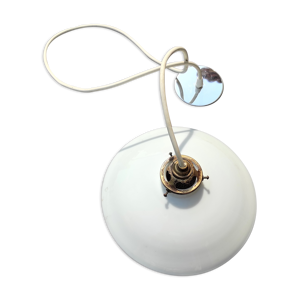 Suspension en opaline