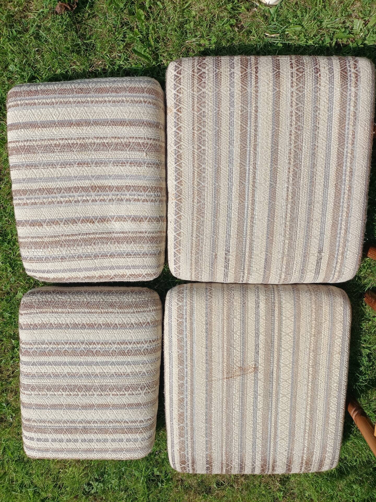 Cushion Set