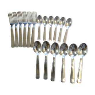 Set of 18 antique silver-plated cutlery