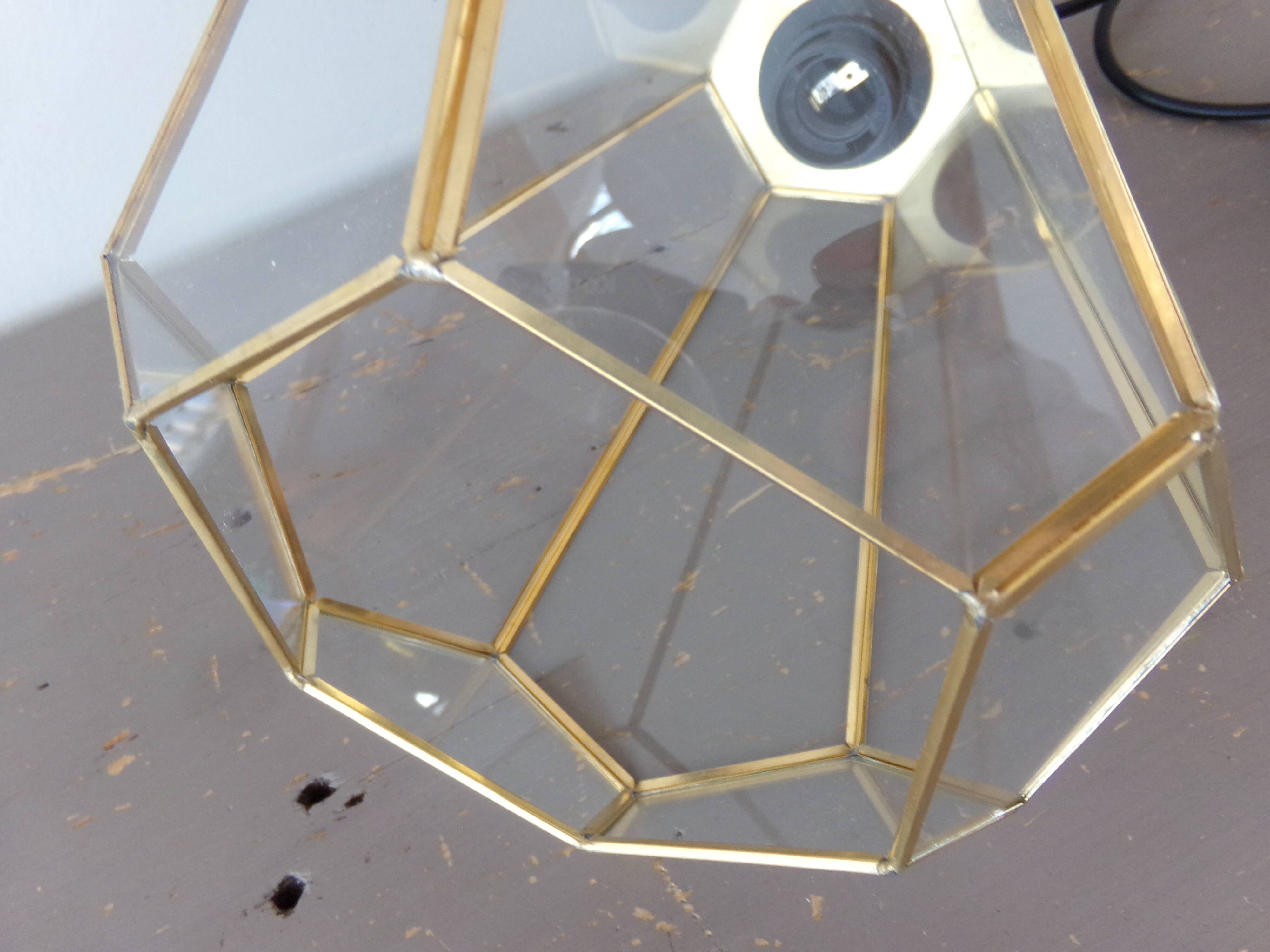 Suspension en verre et laiton doré
