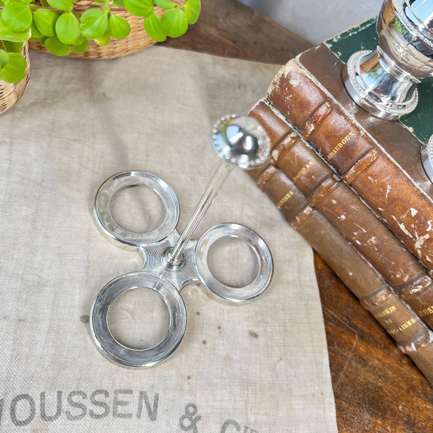 3-piece English table server