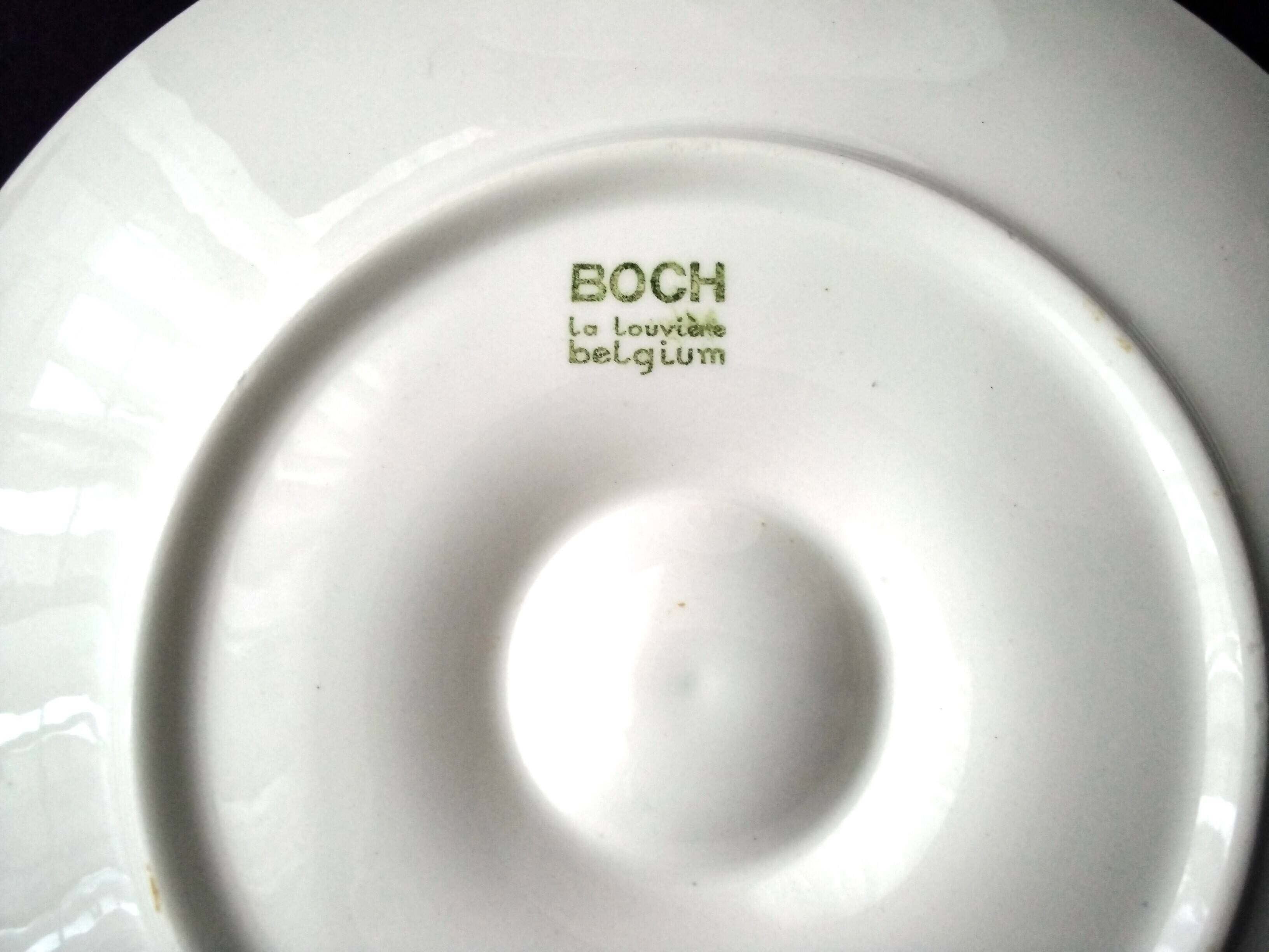 2 Boch La Louvière ceramic oyster plates