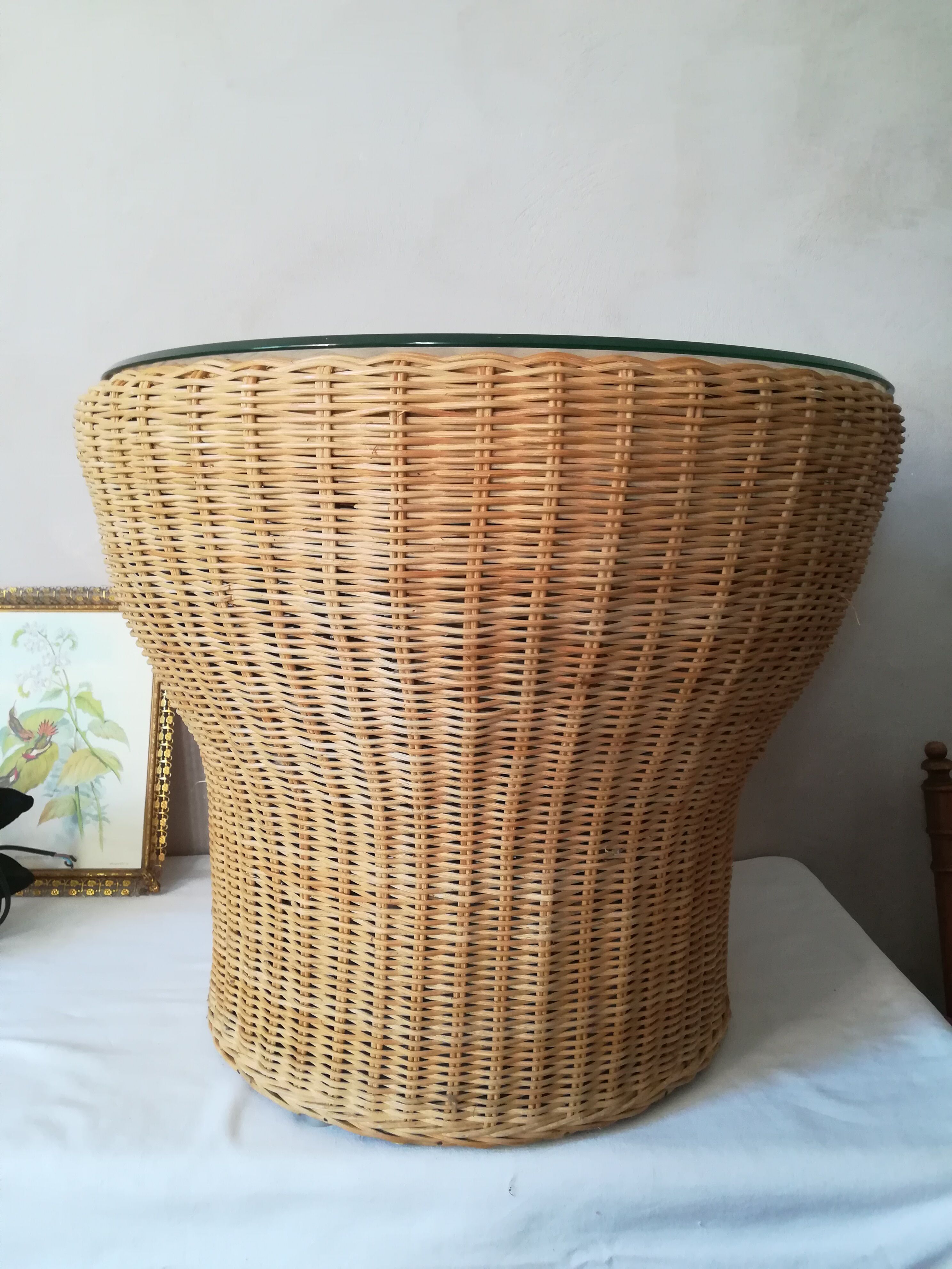 Wicker sofa tip