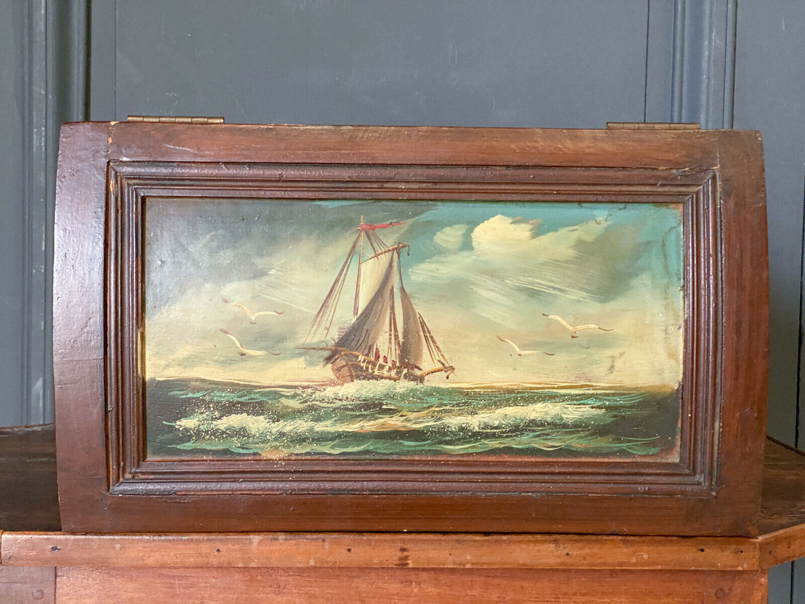 Coffre de Marine anglais Bateaux peints Milieu XXe