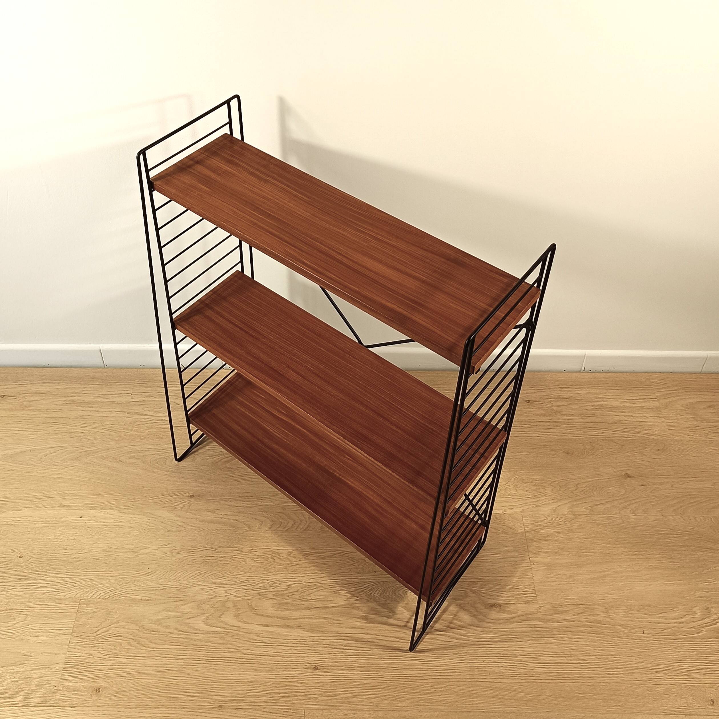 Mid century free standing rack with teak shelves by Dekker – Tomado